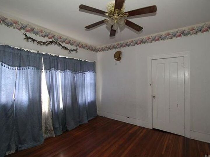 q need ideas to update this house on a budget