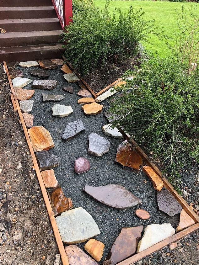 creating a stone mosaic front garden path, It s starting to come together