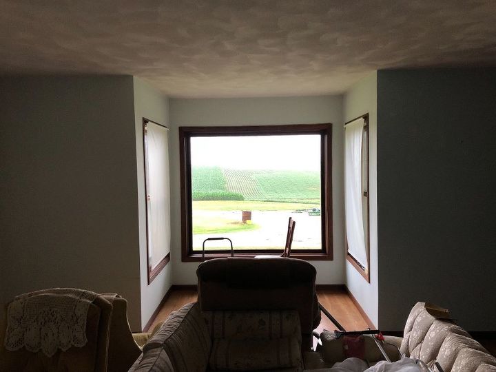 q i have a bay sorta window and need treatments