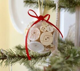 15 quick and easy gift ideas using buttons, Or spice up your plain and boring ornaments