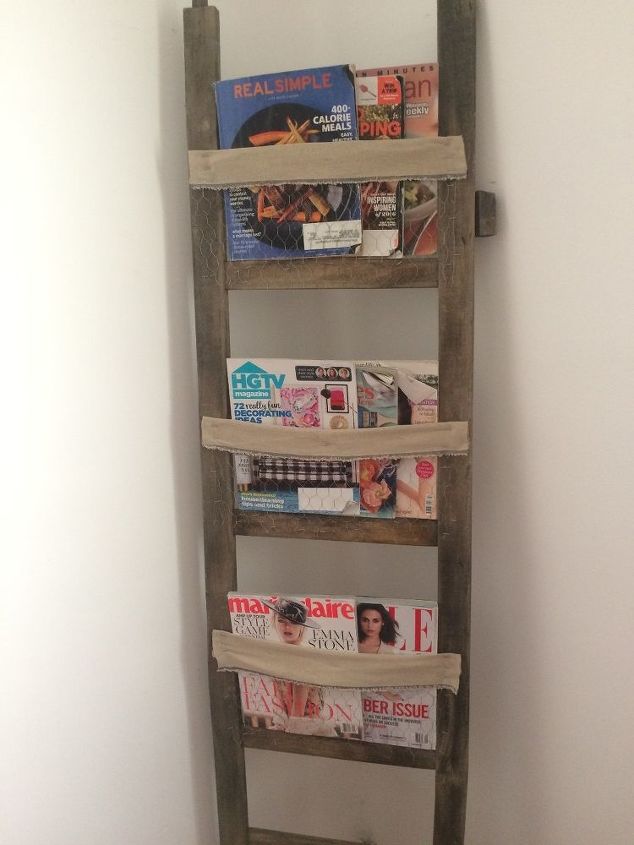 escada para o porta revistas easy peasy