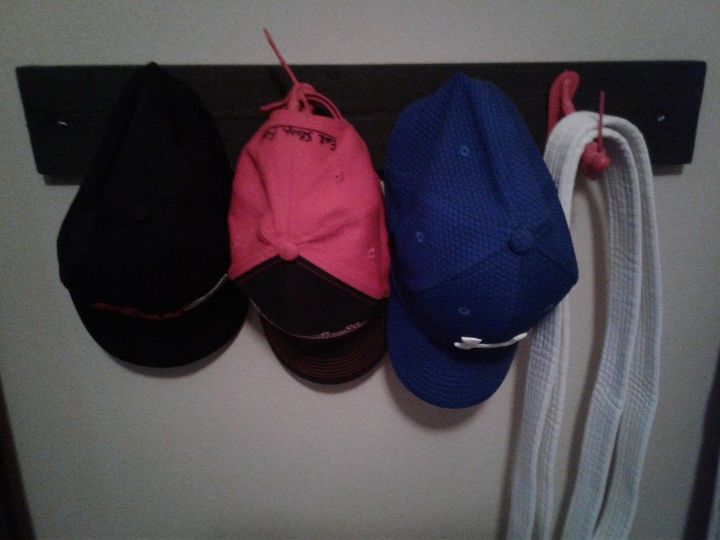 estante para sombreros de nio