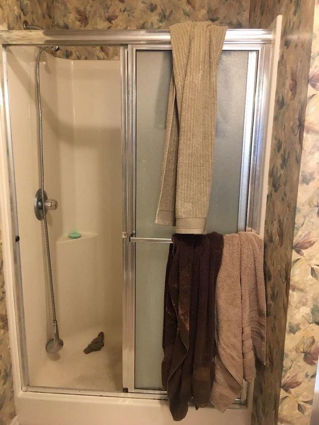 q i have this big beautiful bathroom but the shower tub need help wha