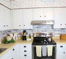 17 faux brick ideas for your home, Brighten Old Brick Using A Sponge