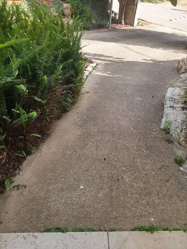 q rough concrete surface