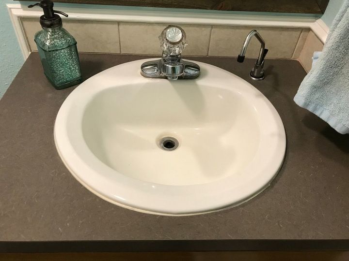 q need ideas to plug a hole in my bathroom countertop