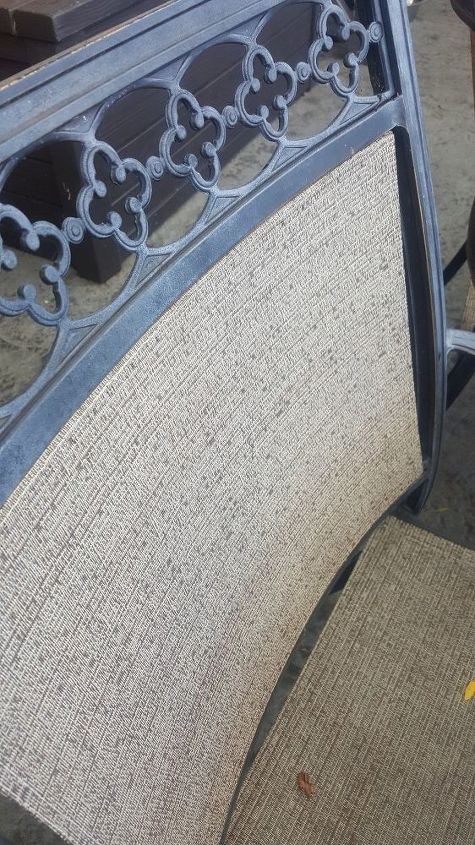 q how to paint a patio set