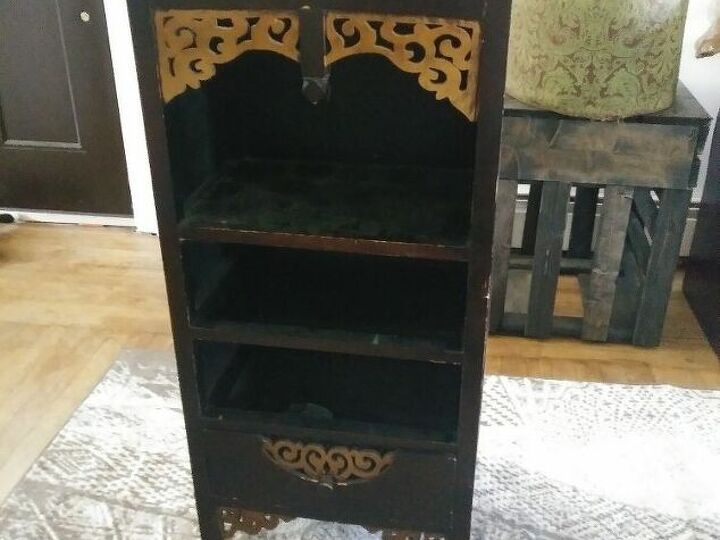 q is this an antique