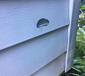 how to repair cracked and broken vinyl siding