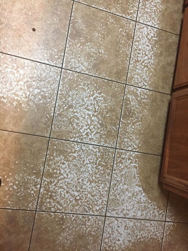 q what kind of kitchen floor tile keep its color and not scratch off