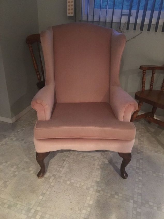 q i want to use chalk paint to paint a a cloth chair
