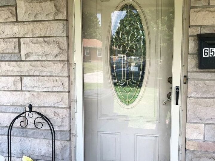 q want to paint door and poles only should i also paint all the facia