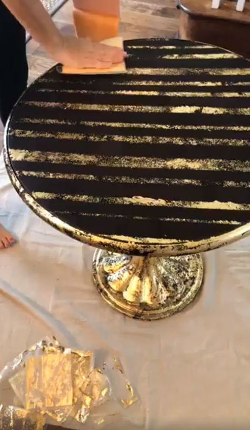 mesa dourada preciosa