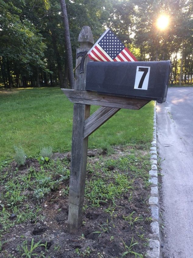 q how do i refurbish this wooden mail post either with wood or paint