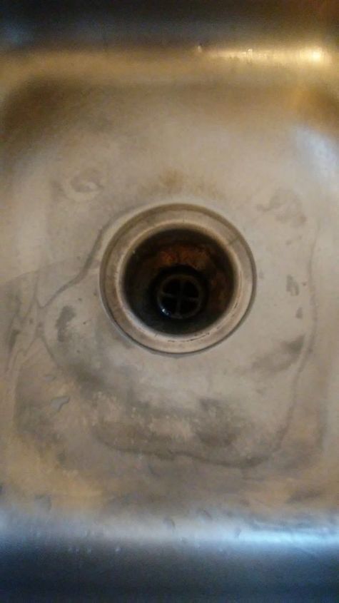 q how can i restore color to my kitchen sink