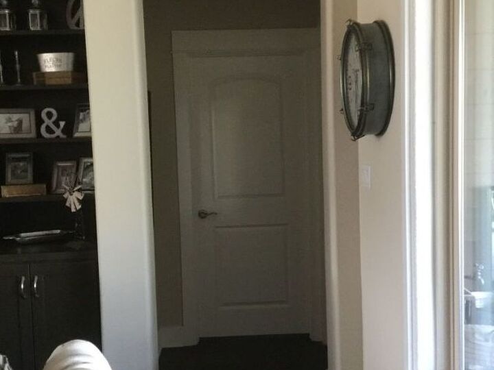 q privacy door