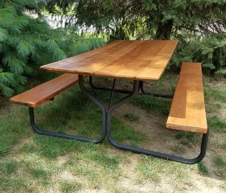 refinacin de su mesa de picnic de cedro