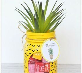 s 30 great mason jar ideas you have to try, A Whimsical Welcome Candy Bowl