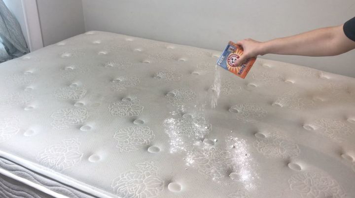 how to clean a mattress