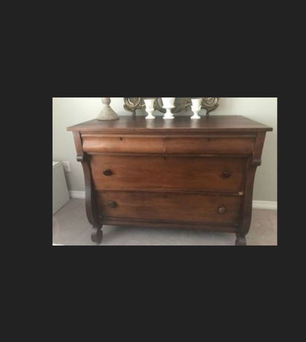 q help with this dresser