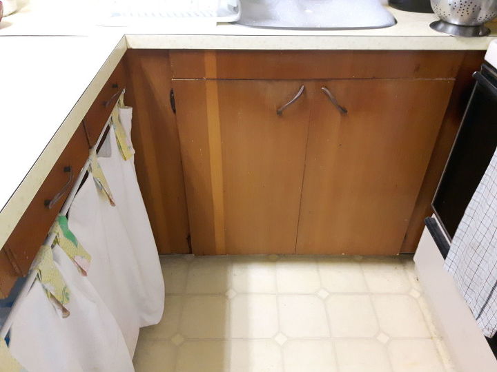 q how can i revamp a vintage kitchen countertop and cupboards