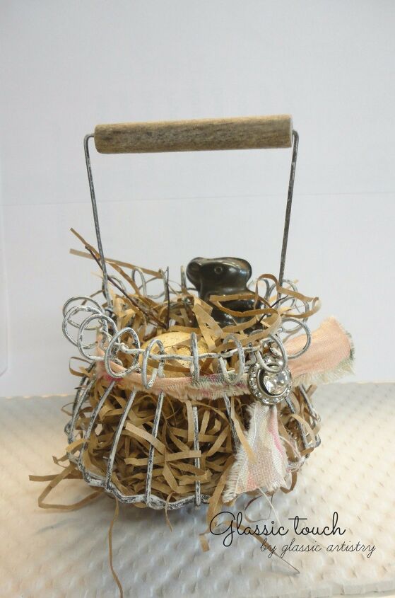 16 brilliant wire basket hacks everyone s doing right now, Fashion A Tiny Easter Basket For Decor