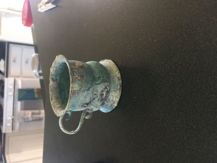q ow do i clean this old tarnished mug