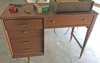 Un armario de costura vintage se convierte en un mueble Shabby Chic