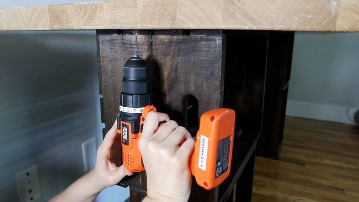 how to make a crate desk