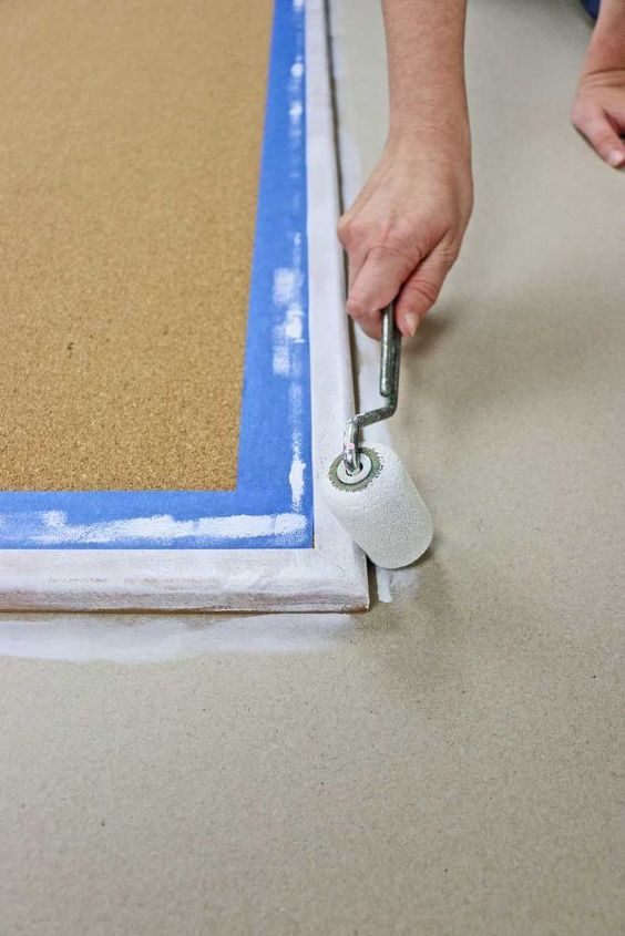 diy inexpensive cork board with tile stencils