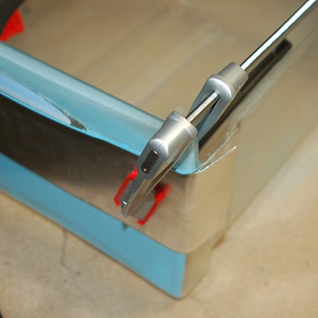 arreglar los insertos de plstico de la puerta y el cajn de la nevera