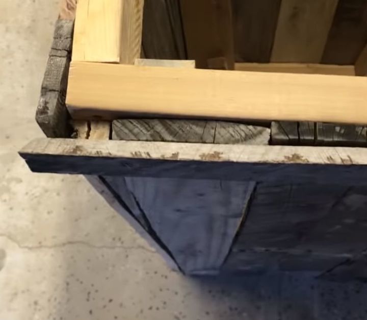 diy large pallet wood planter boxes