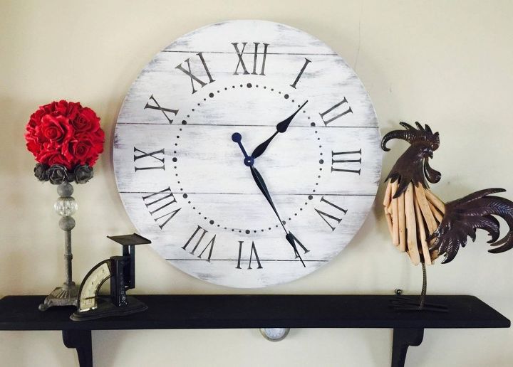 23 ways to get the farmhouse look in your home, DIY Farmhouse Clock