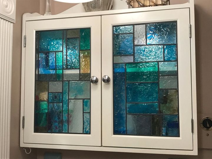 19 fantastic techniques for faux stained glass, Your medicine cabinet never looked so good