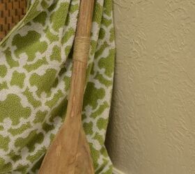 s 31 coastal decor ideas perfect for your home, Upcycle A Beach Paddle With Paint