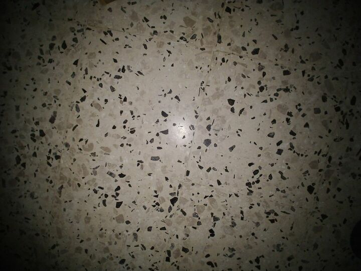 q old house tiles