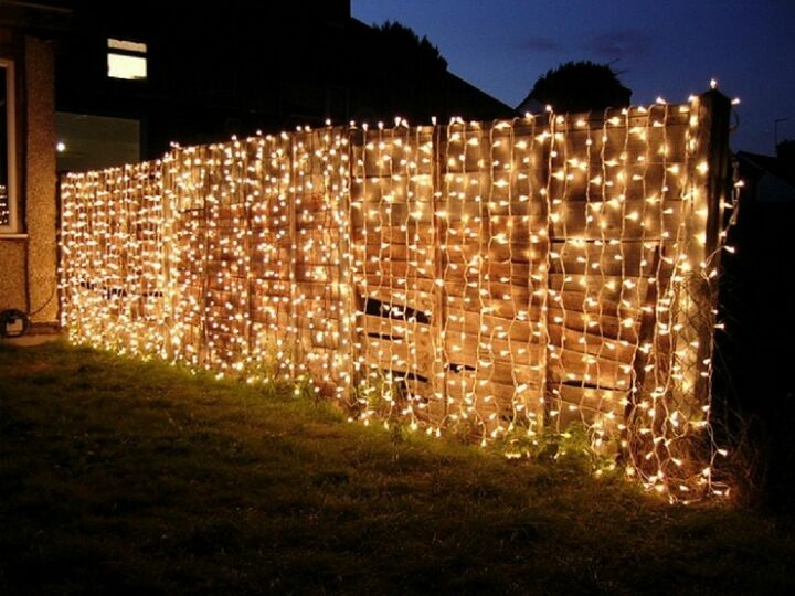 7 fence decoration ideas that are both charming and understated
