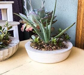 s 20 easy concrete projects that anyone can make, Concrete Pots in 15 Minutes