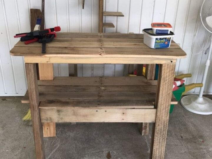 q how do you seal a table made of pallets boards