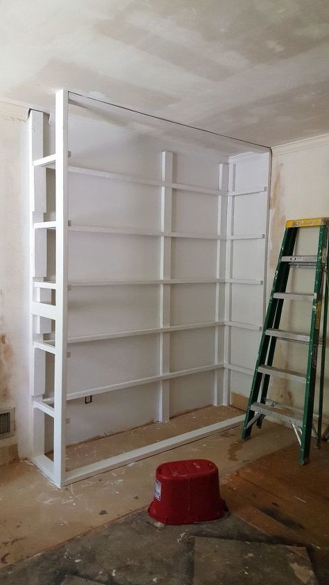 linen closet build