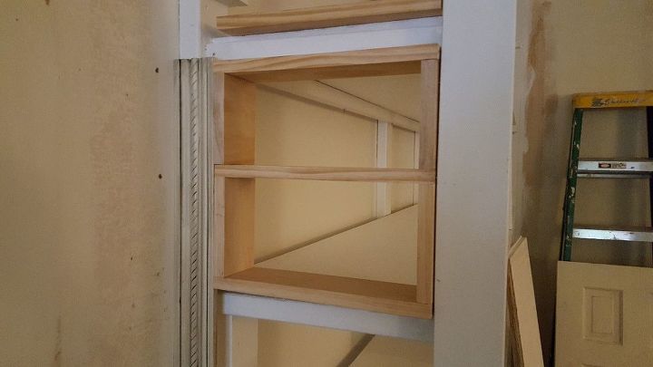 linen closet build