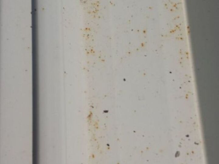 q how to keep my aluminum roof from rust