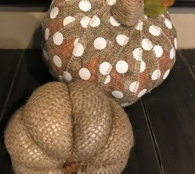 3 burlap pumpkin