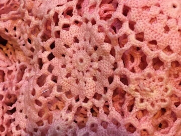 q how do i get cranberry juice out of white lace