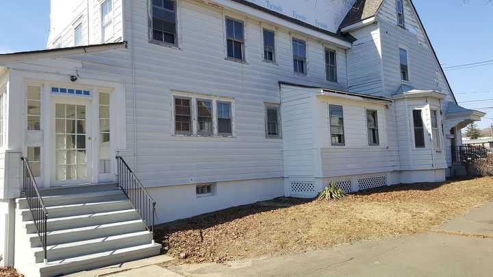 how do i winterize crawlspace under closed in porch