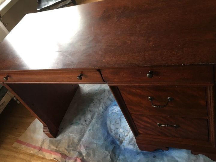 escritorio pintado con tiza