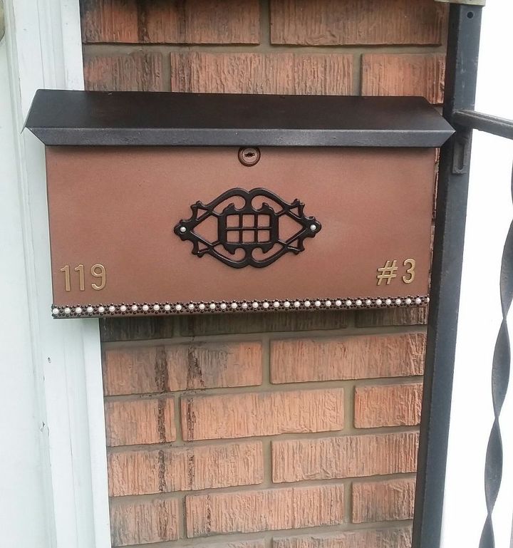 mailbox redux with a secret message for the mailman