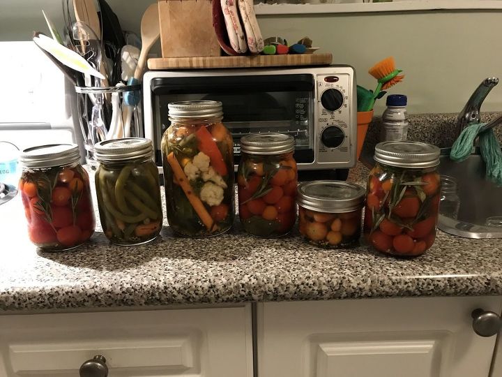 q how can i tell if my lids sealed on my pickles