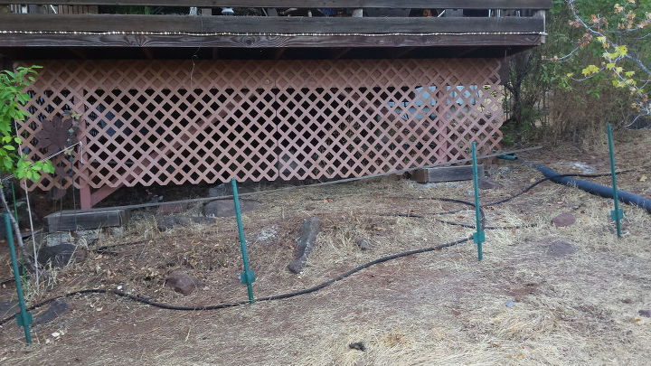 how to make a pallet retaining wall