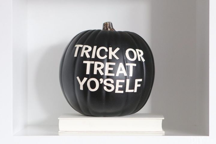 how to make a letterboard pumpkin